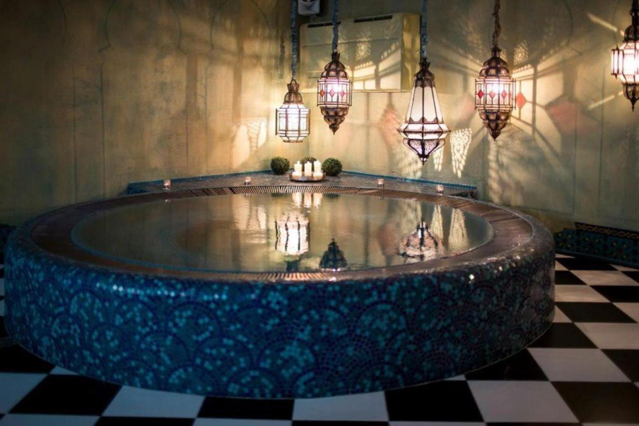 Apvalaus Stalo Klubas Gastro & Spa Hotel Trakai Ngoại thất bức ảnh