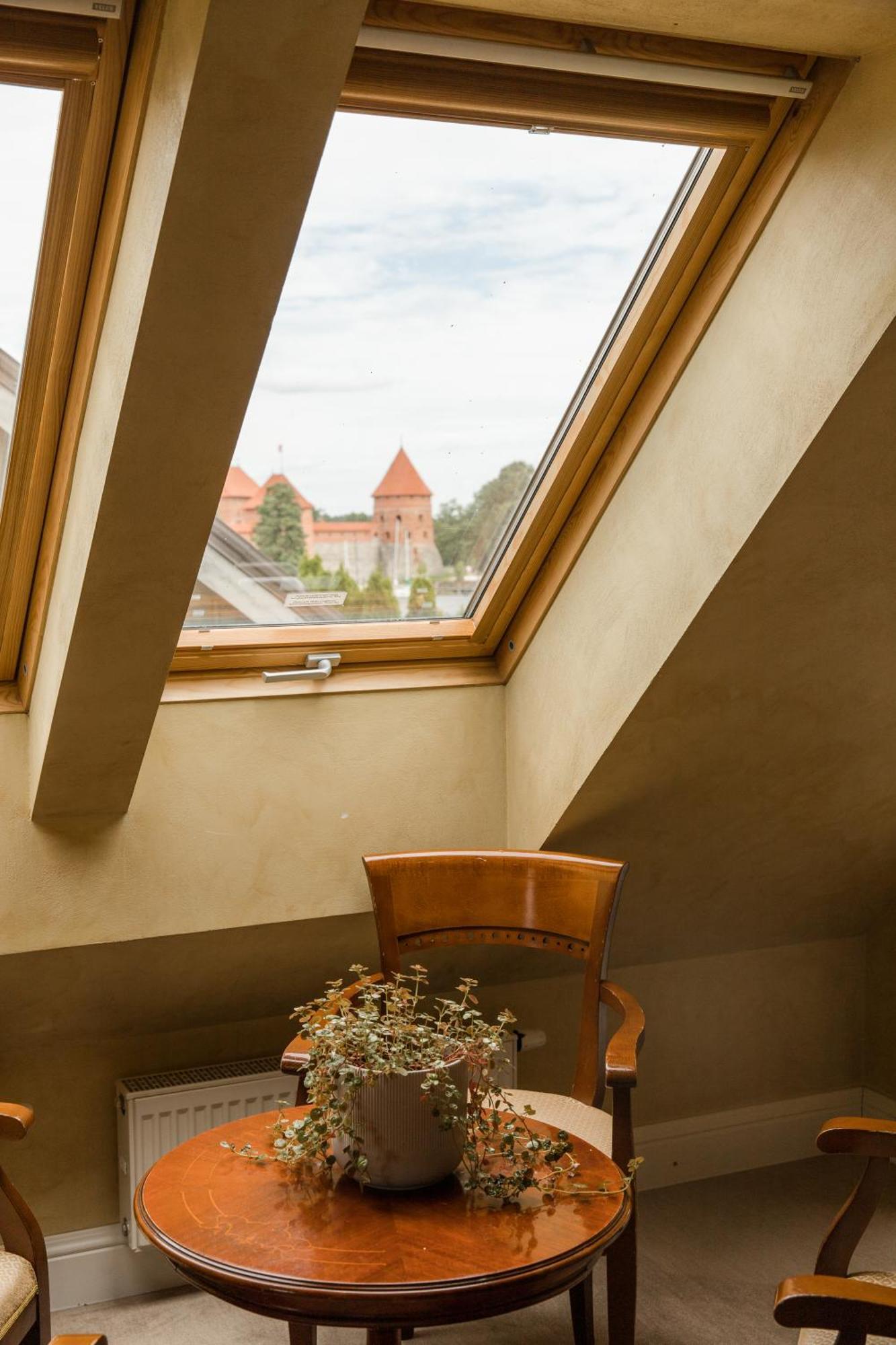 Apvalaus Stalo Klubas Gastro & Spa Hotel Trakai Phòng bức ảnh