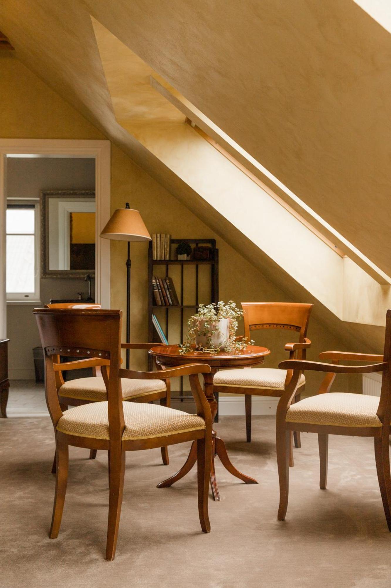 Apvalaus Stalo Klubas Gastro & Spa Hotel Trakai Phòng bức ảnh